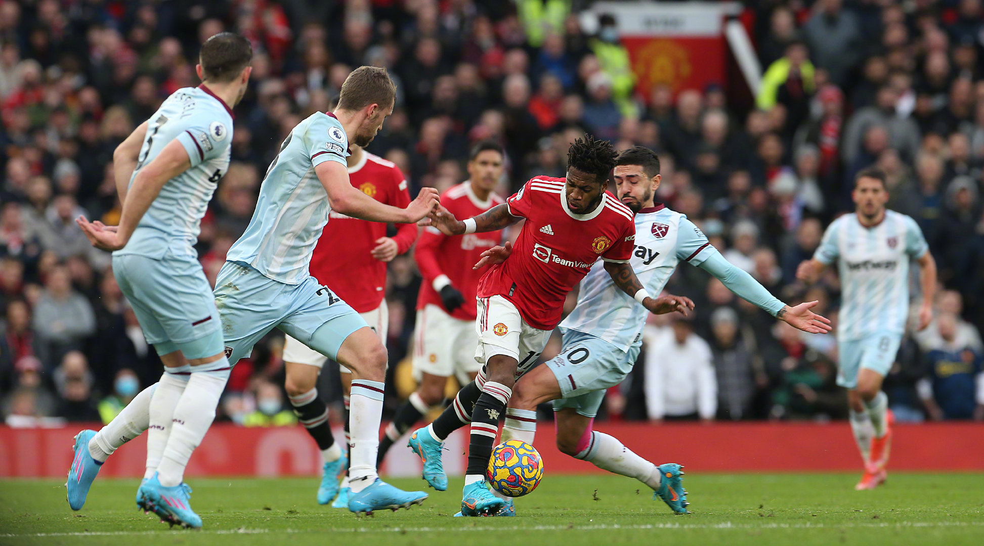 迈阿密决赛前瞻：萨巴伦卡大战佩古拉，2024年美网决赛重演.