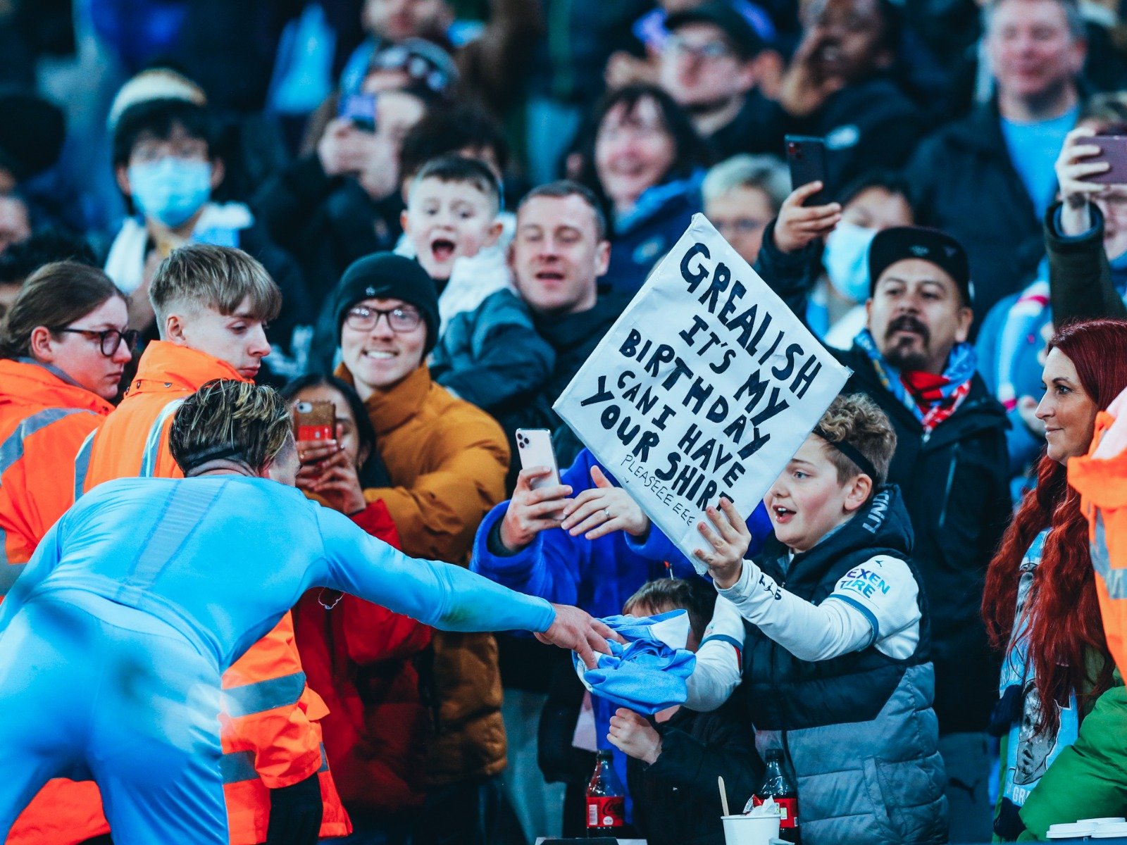 到达岩壁顶 到达岩壁顶